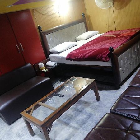 Hajveryinn_Hotel Лахор Екстериор снимка