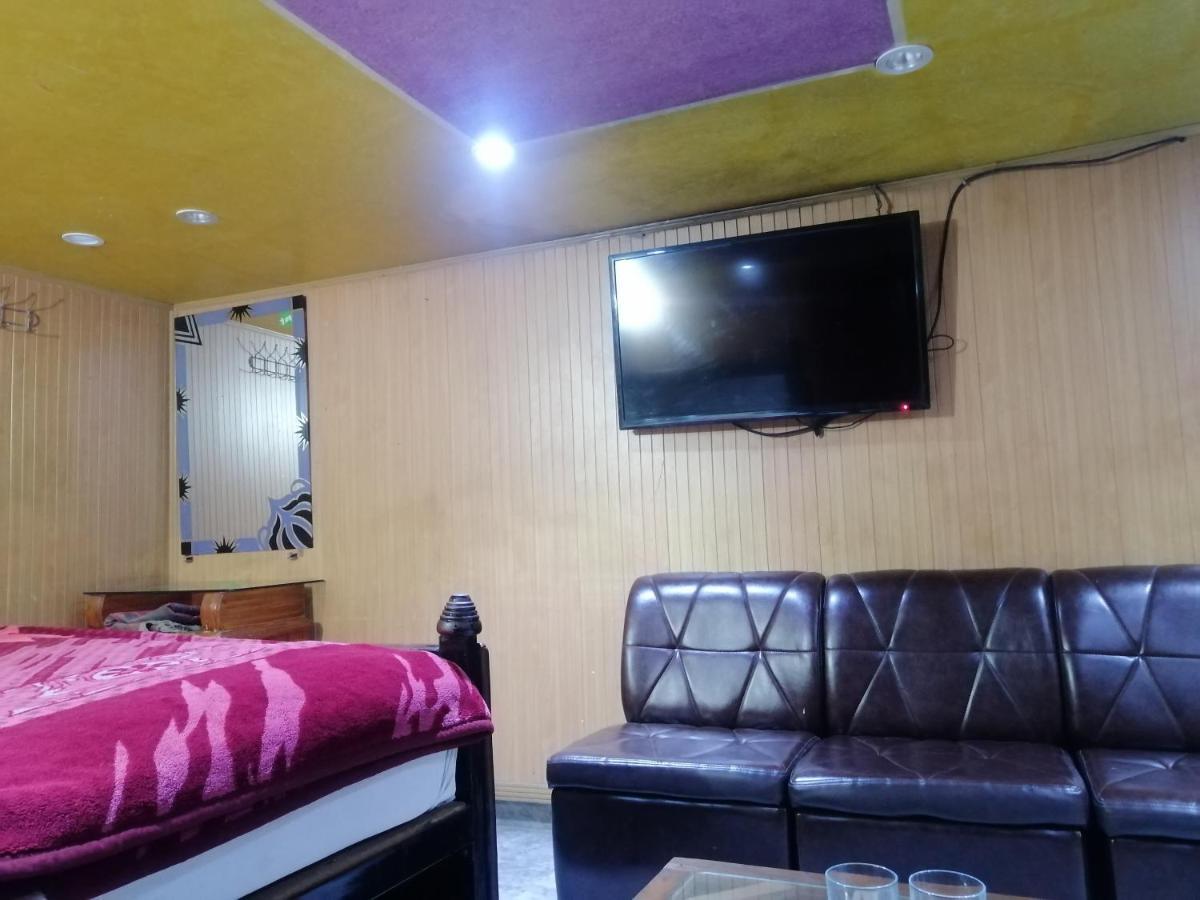 Hajveryinn_Hotel Лахор Екстериор снимка
