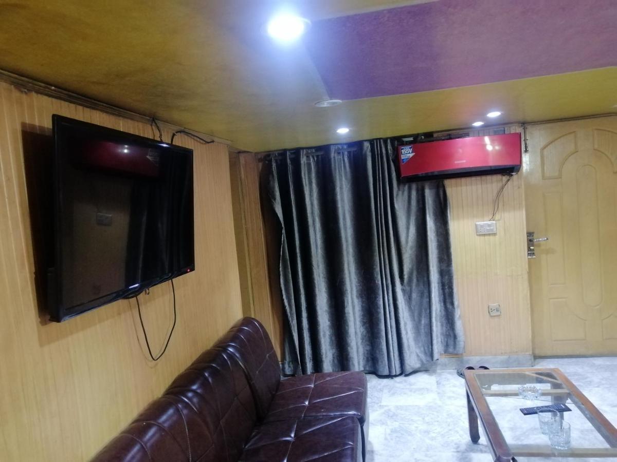 Hajveryinn_Hotel Лахор Екстериор снимка